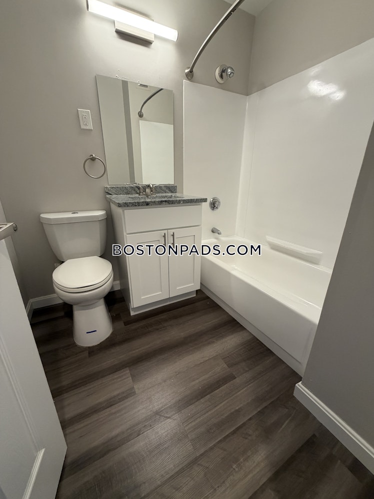 Bronsdon St., Boston