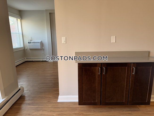 Boston - $2,915+ /mo