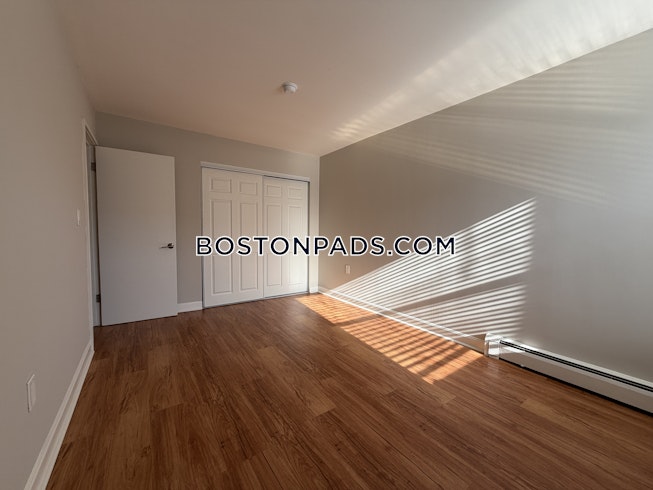 Boston - $3,640+ /mo