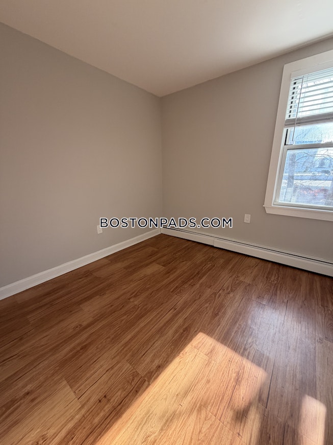 Boston - $3,640+ /mo