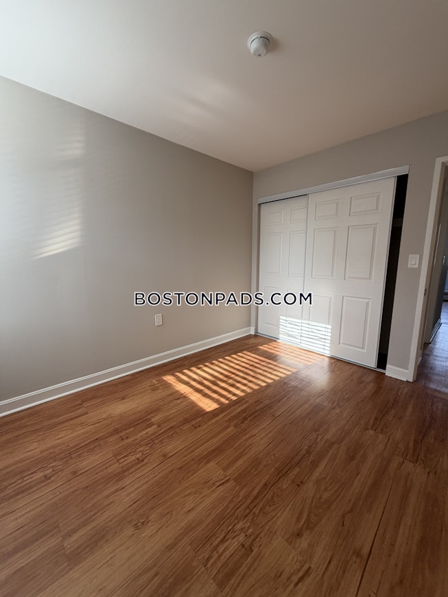 Boston - $3,640+ /mo