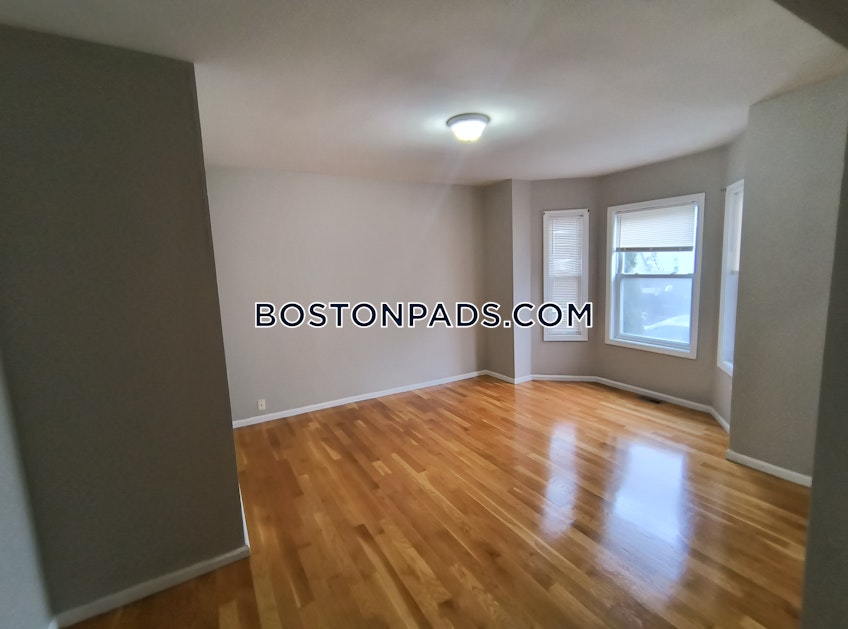 Boston - $2,350+ /month