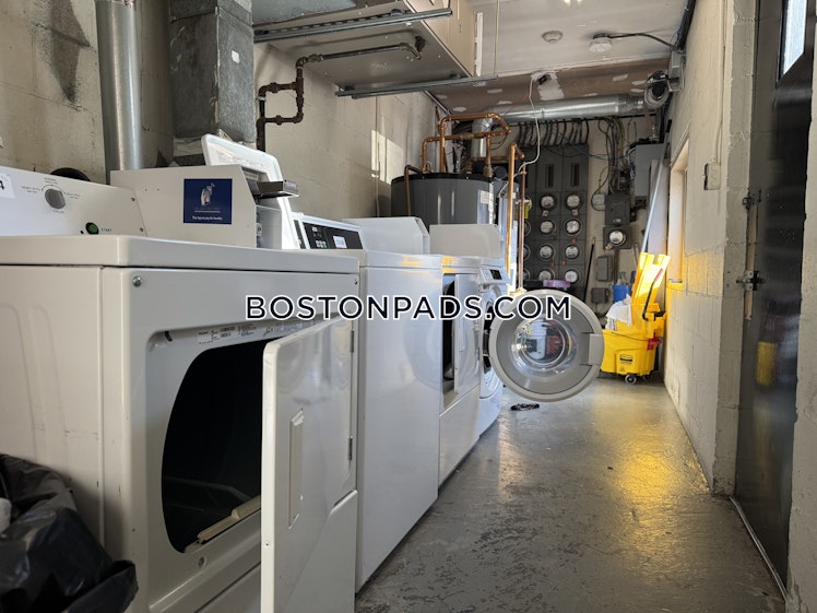 Hubbard Ave., Cambridge