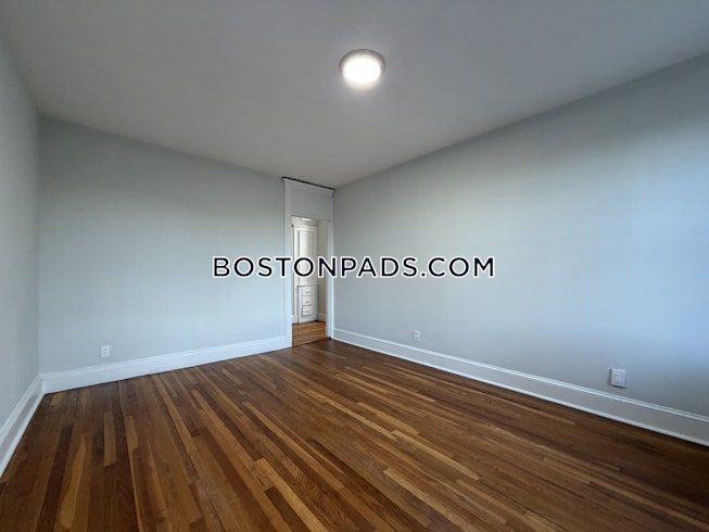 Boston - $2,500+ /mo