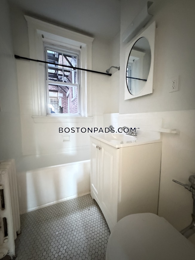 Boston - $2,500+ /mo