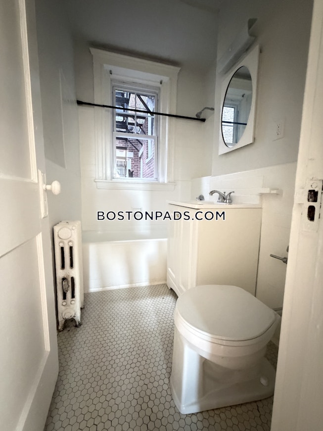 Boston - $2,500+ /mo