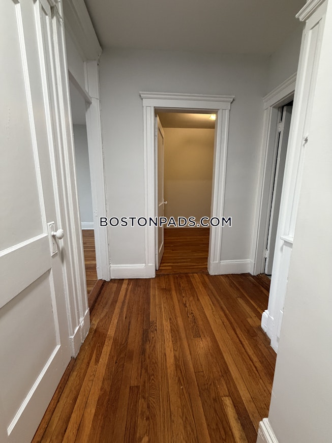 Boston - $2,500+ /mo