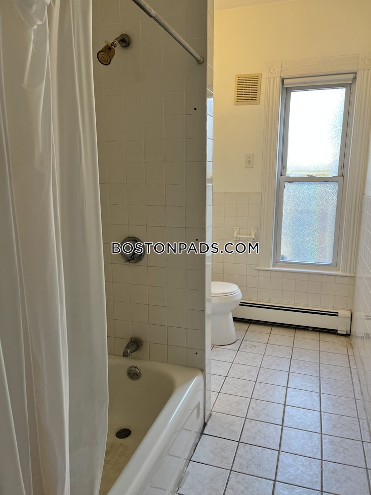 Washburn Ter., Brookline