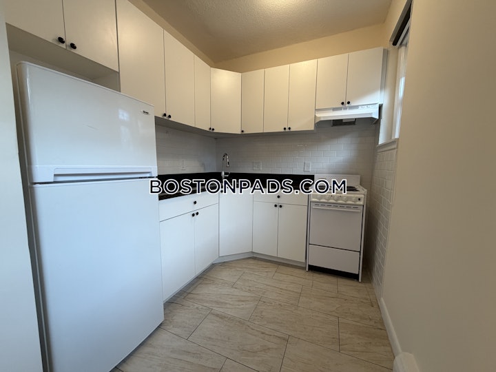 brighton-apartment-for-rent-studio-1-bath-boston-1850-8025601 