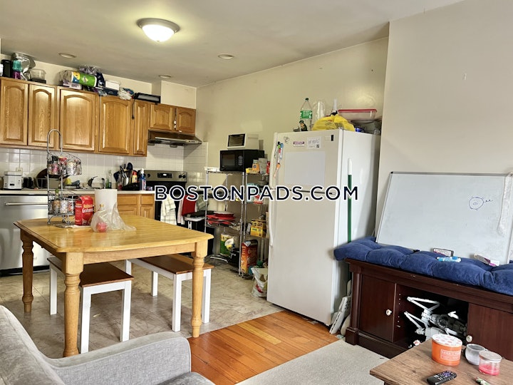 northeasternsymphony-apartment-for-rent-3-bedrooms-1-bath-boston-4150-8030928 