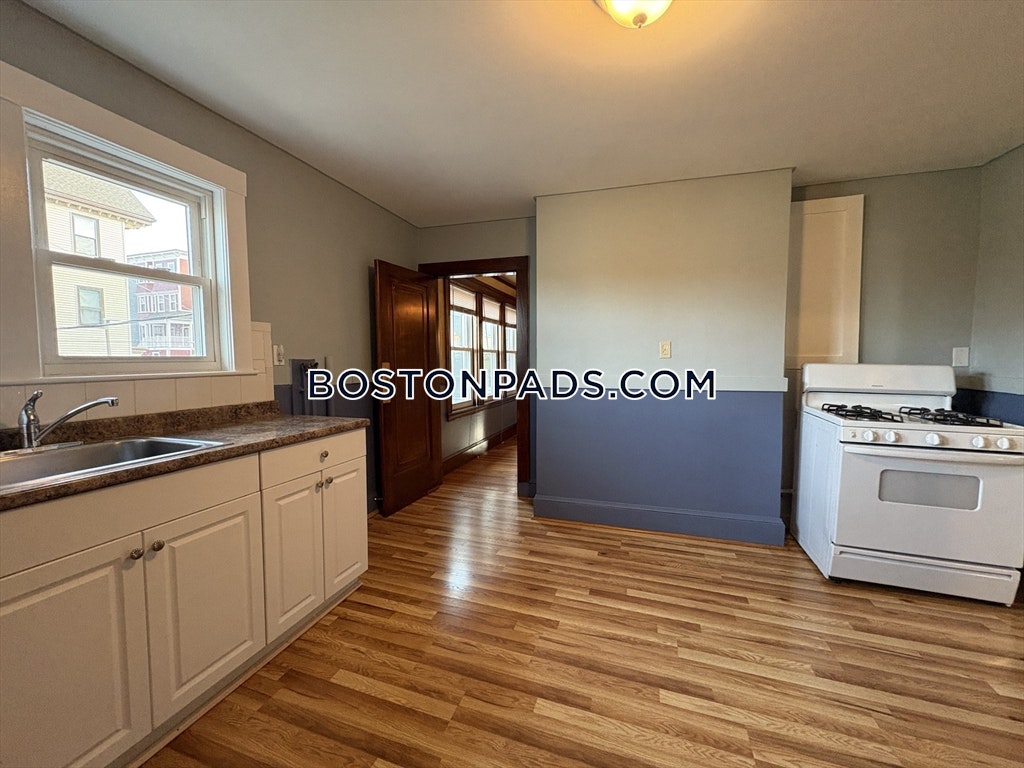 Boston - $3,900