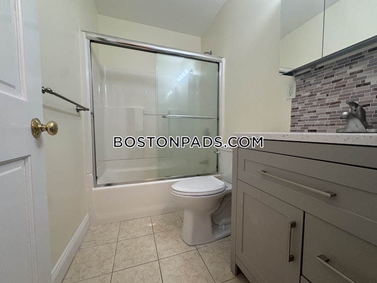 Beacon St., Brookline