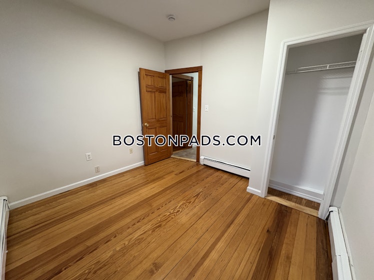 Litchfield St., Boston