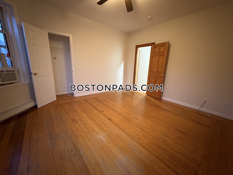 Litchfield St., Boston