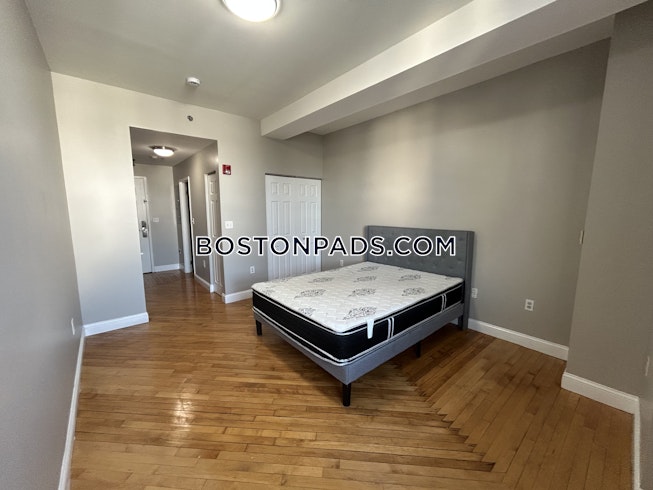 Winthrop - $1,800+ /mo