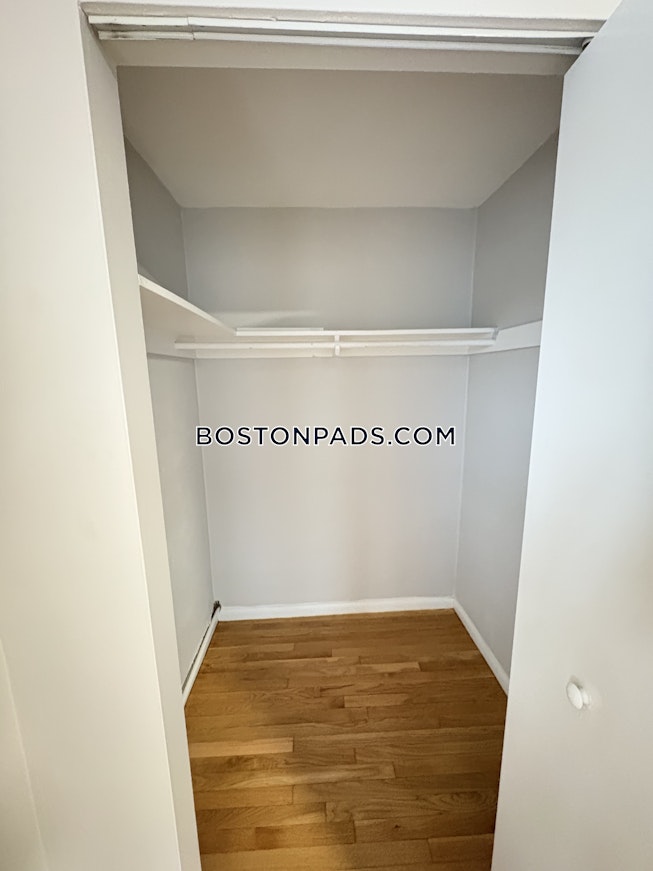 Brookline - $2,900+ /mo