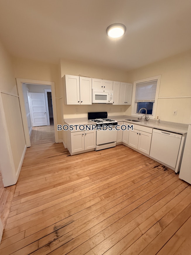 Medford - $3,500+ /mo