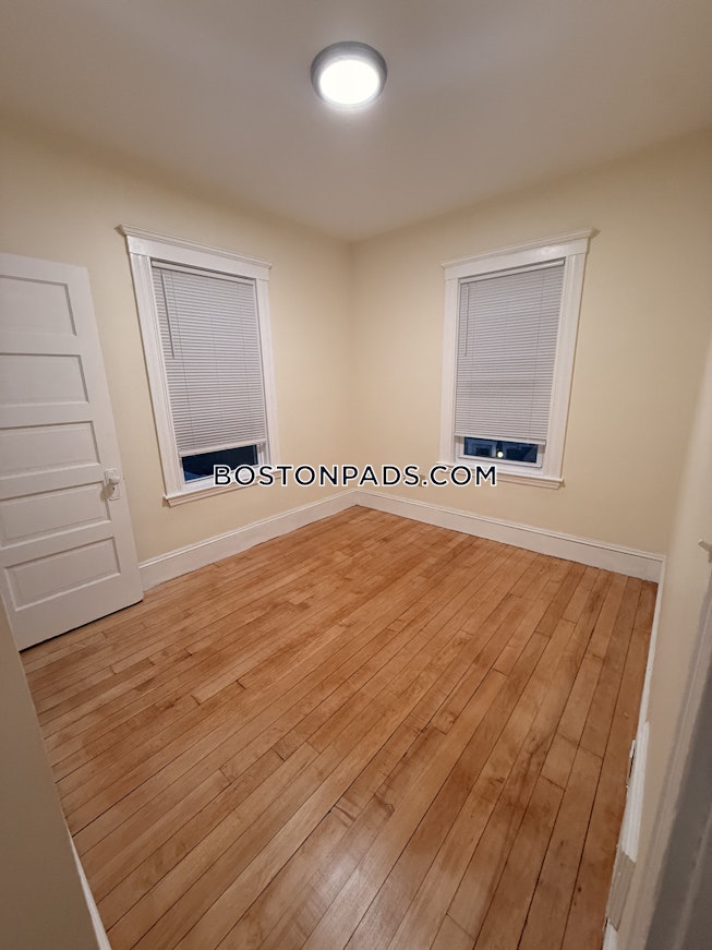 Medford - $3,500+ /mo