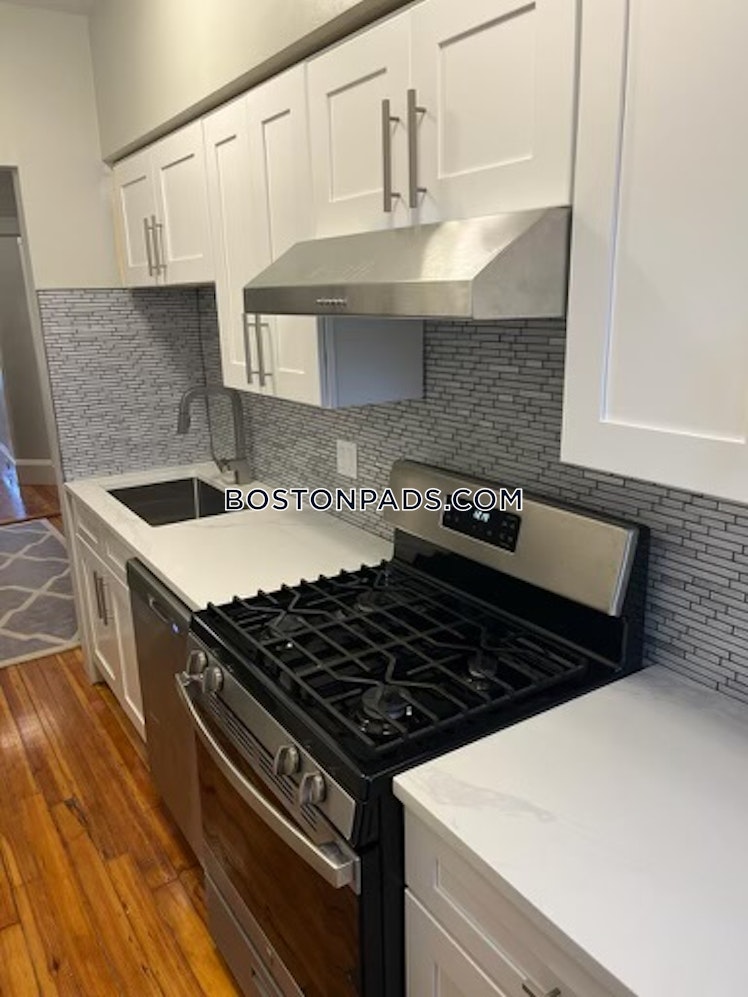 hawthorne St., Somerville