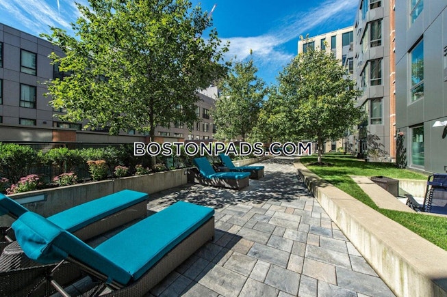 Boston - $2,750+ /mo