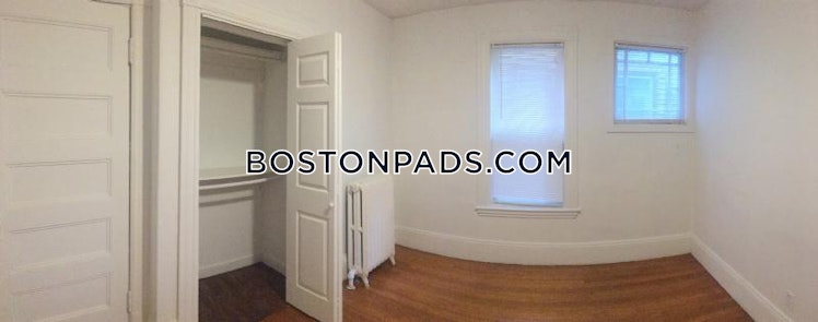 Brook St., Brookline