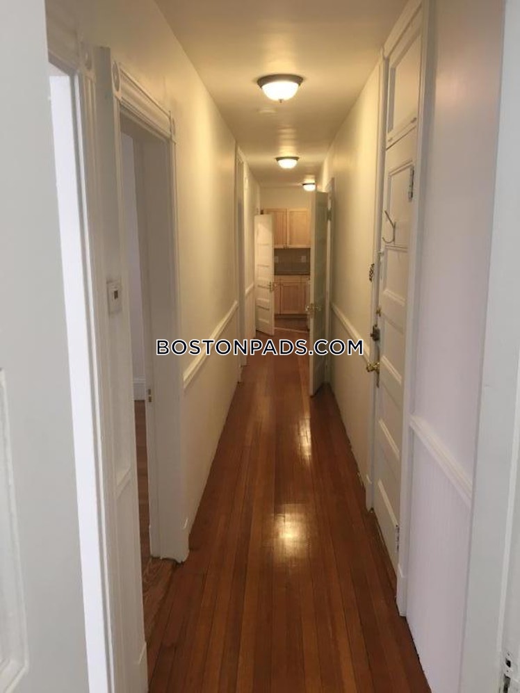 Brook St., Brookline