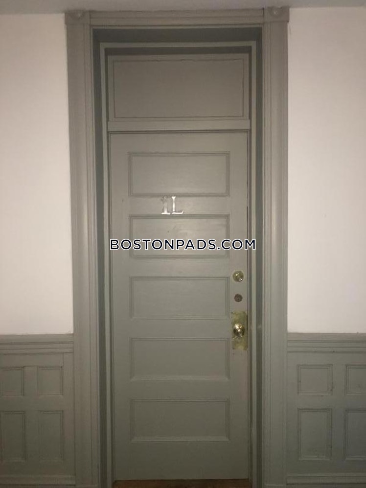 Brook St., Brookline