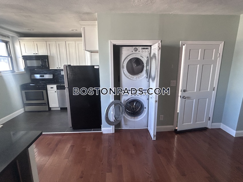 Boston - $2,950+ /month