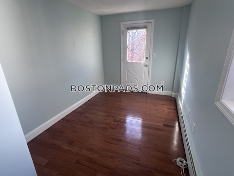 Sumner St. Boston photo 3