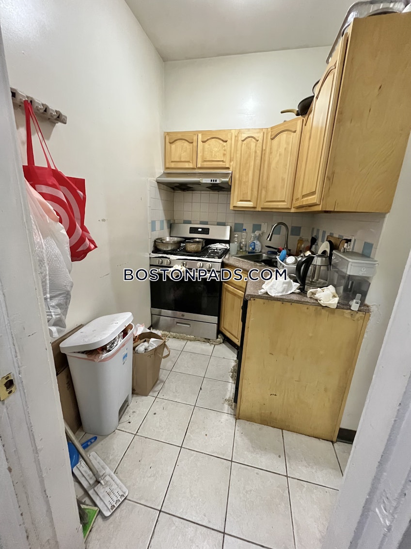 Boston - $4,500+ /month