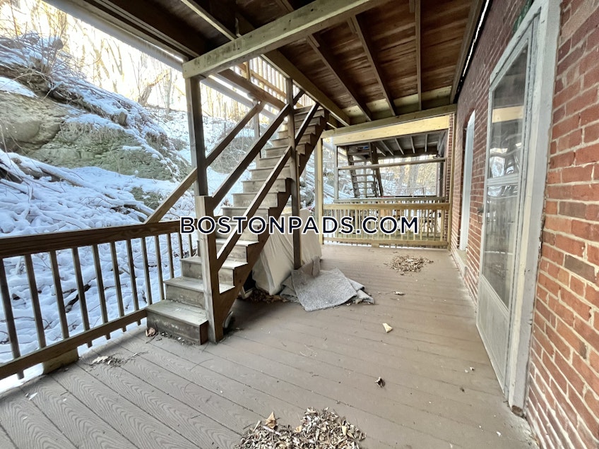 Boston - $4,500+ /month