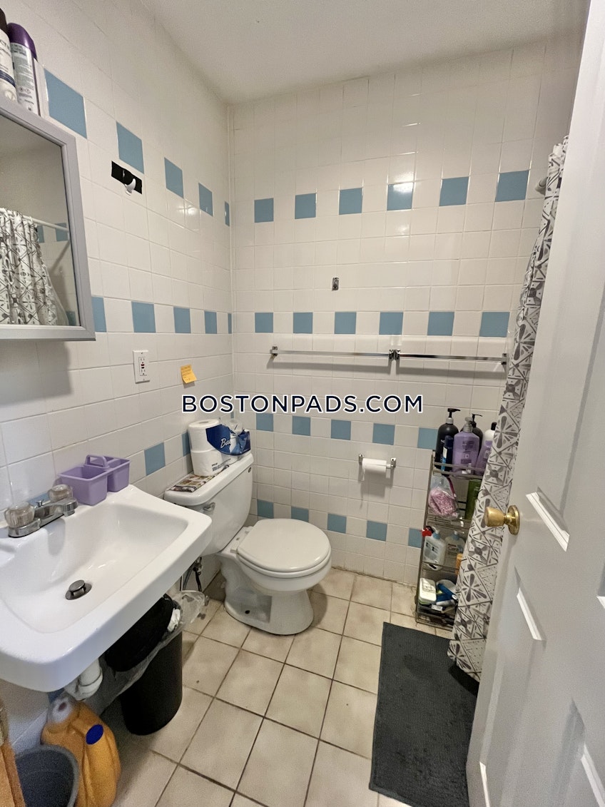 Boston - $4,500+ /month