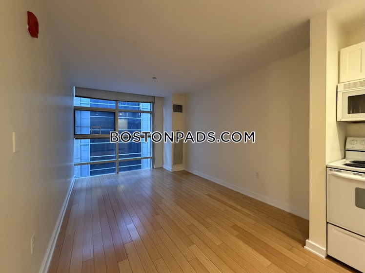 Boylston St., Boston