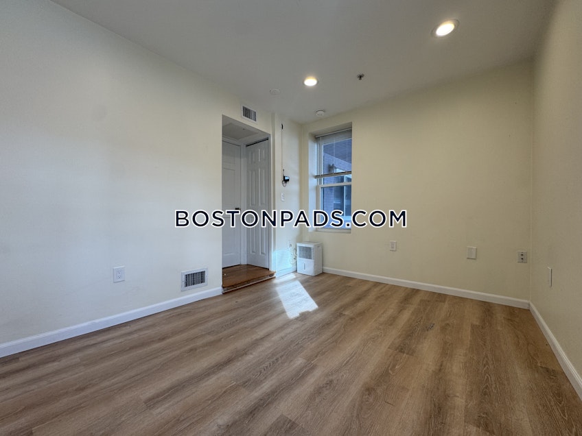 Brookline - $4,200+ /month