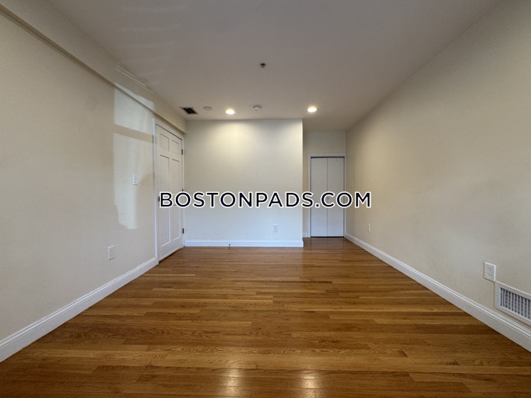 Beacon St., Brookline