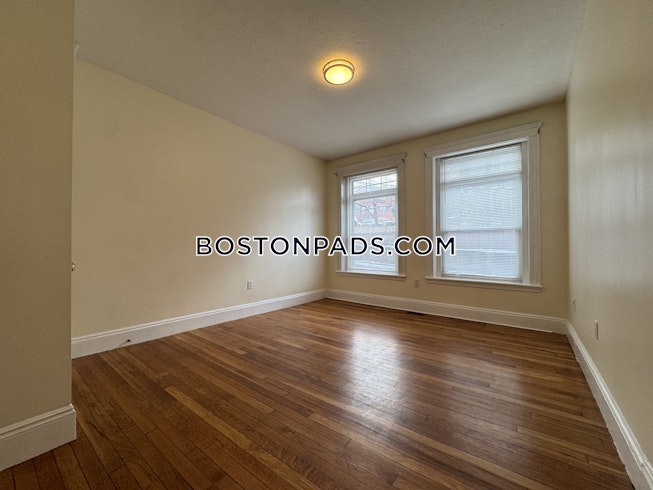 Brookline - $5,400+ /mo