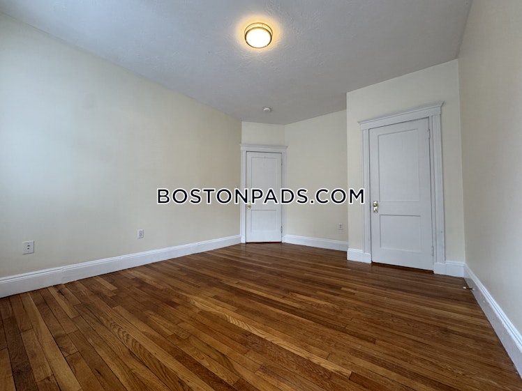 Winthrop Rd., Brookline