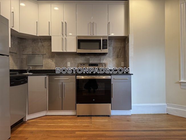 Brookline - $5,400+ /mo