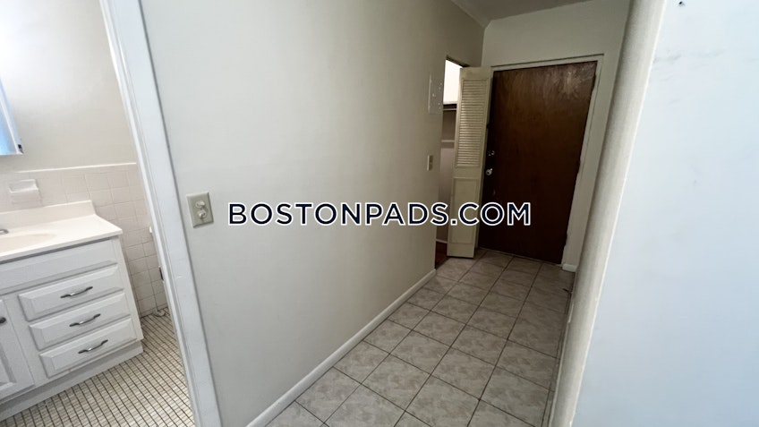 Newton - $2,200+ /month