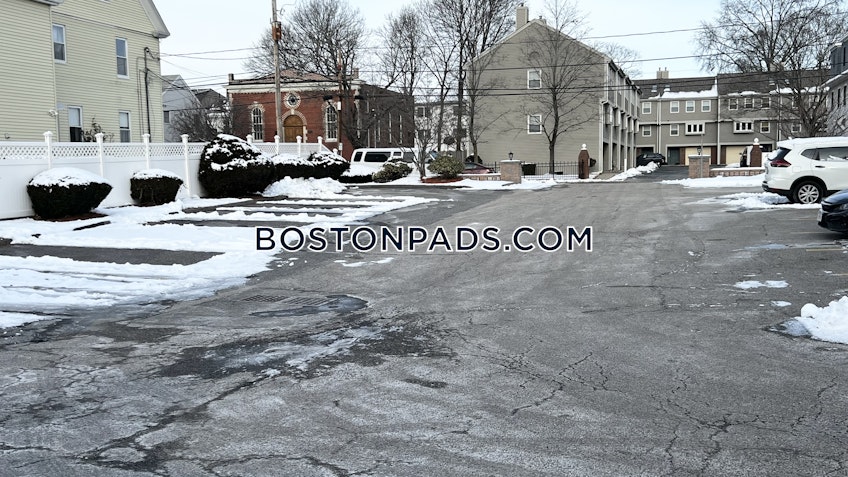 Newton - $2,200+ /month