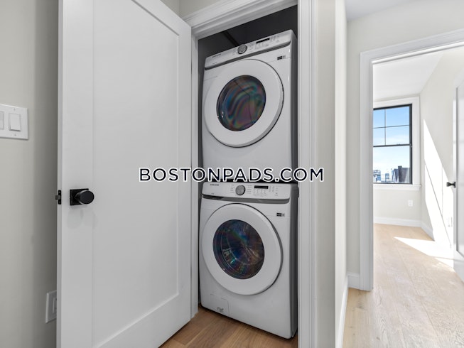 Boston - $5,600+ /mo