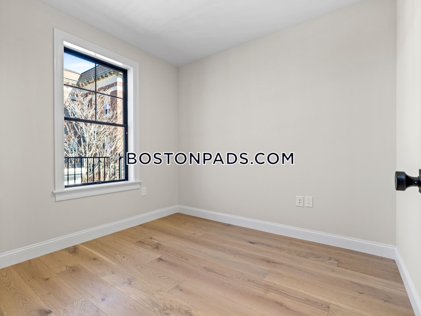 Boston - $5,600+ /month