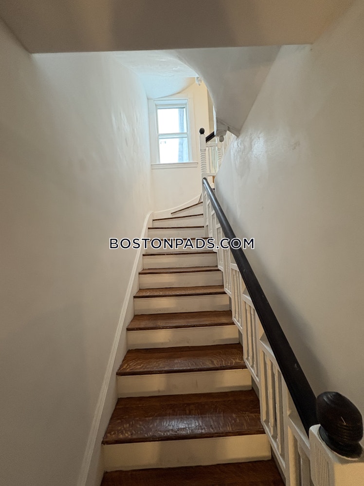 North Beacon St., Boston