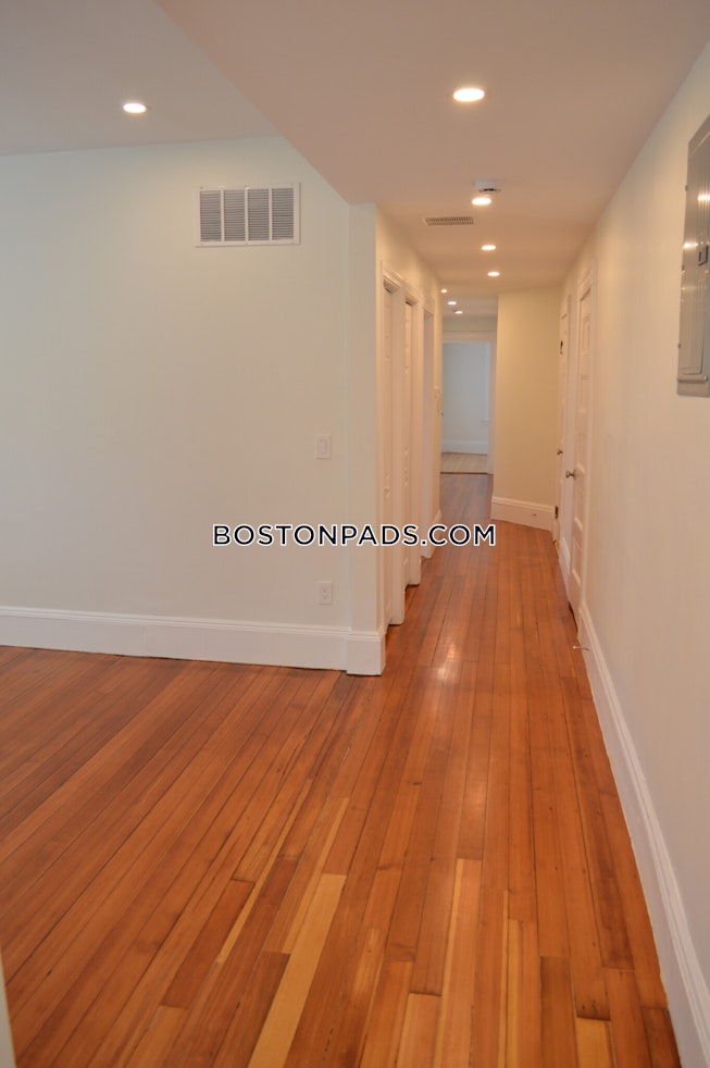 Boston - $5,200+ /mo