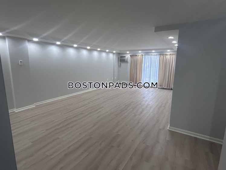 Coolidge Ave., Watertown