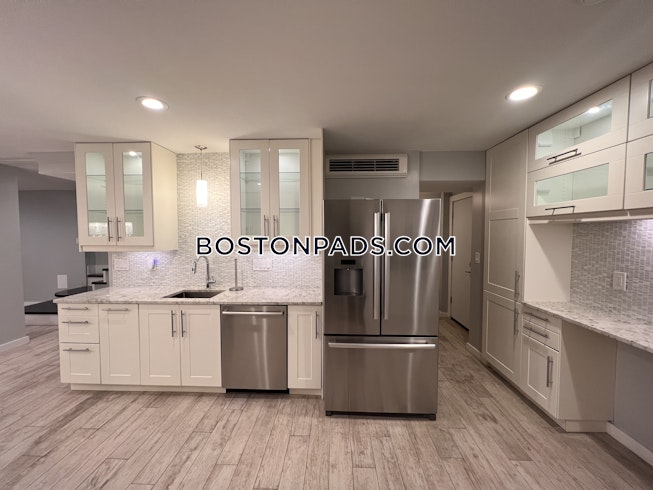 Boston - $7,300+ /mo