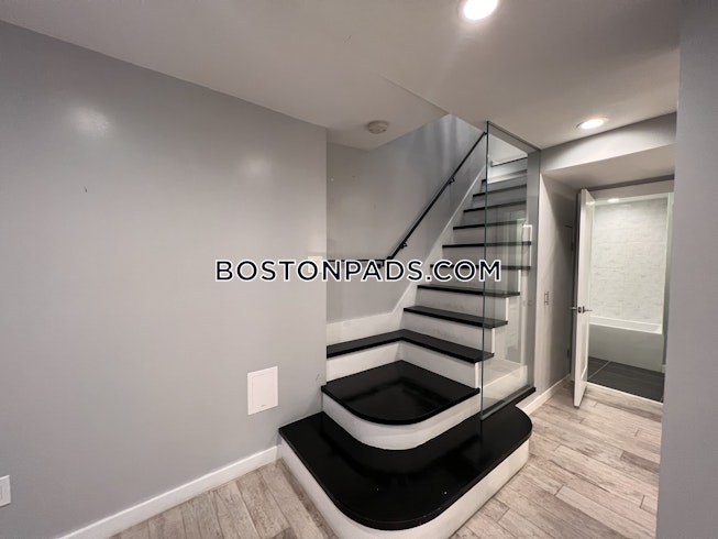 Boston - $7,300+ /mo