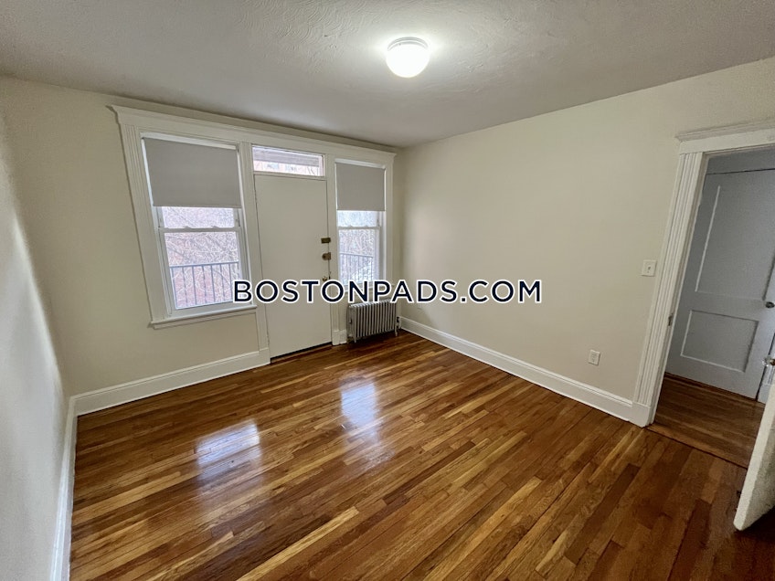 Boston - $2,675+ /month