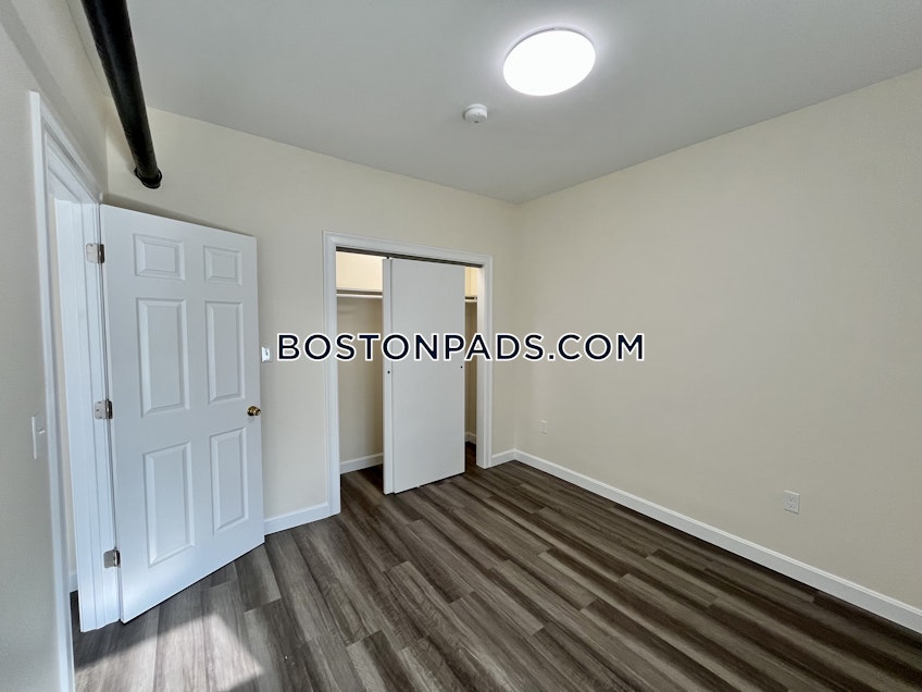 Boston - $2,900+ /month