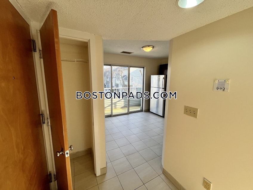 Boston - $3,100+ /month